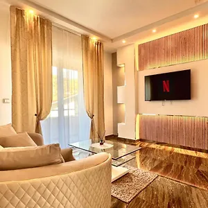 https://golden-elegance-suite-montecatini-terme.it-tuscanyhotel.com