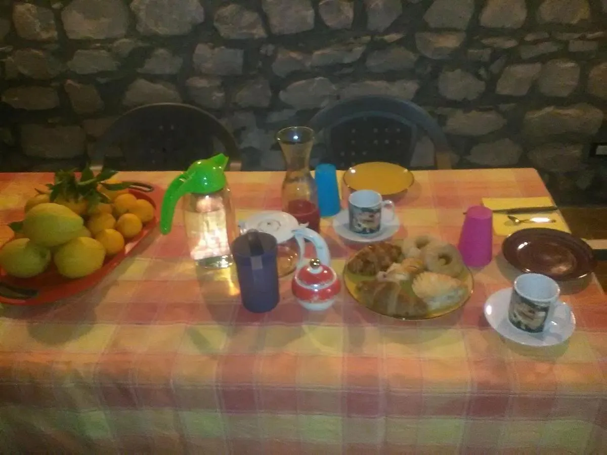 Vento Del Sud Guest House Chiaramonte Gulfi Country house
