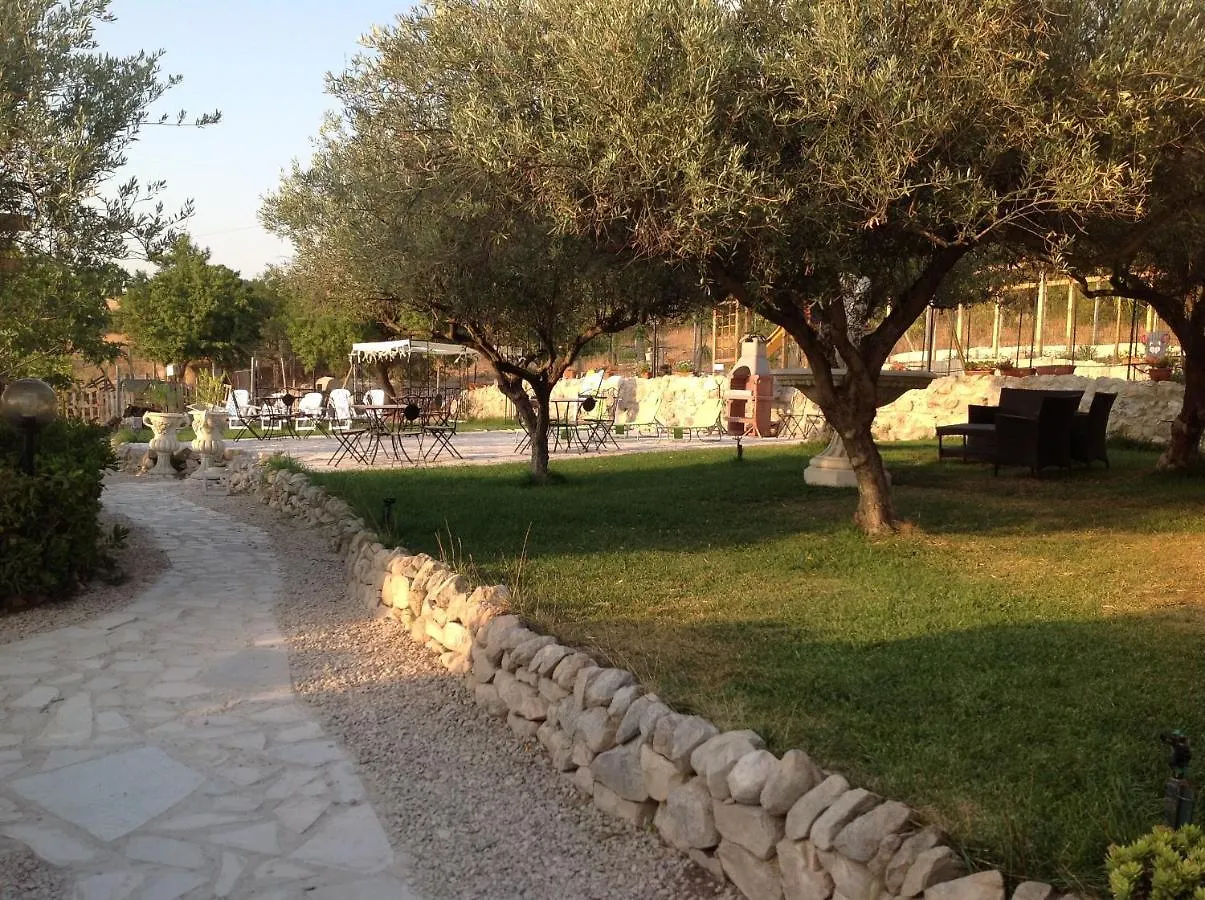 Vento Del Sud Guest House Chiaramonte Gulfi Country house
